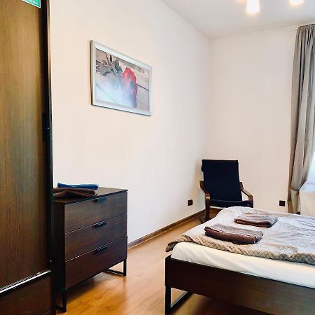 Main Square Apartment Краков Экстерьер фото