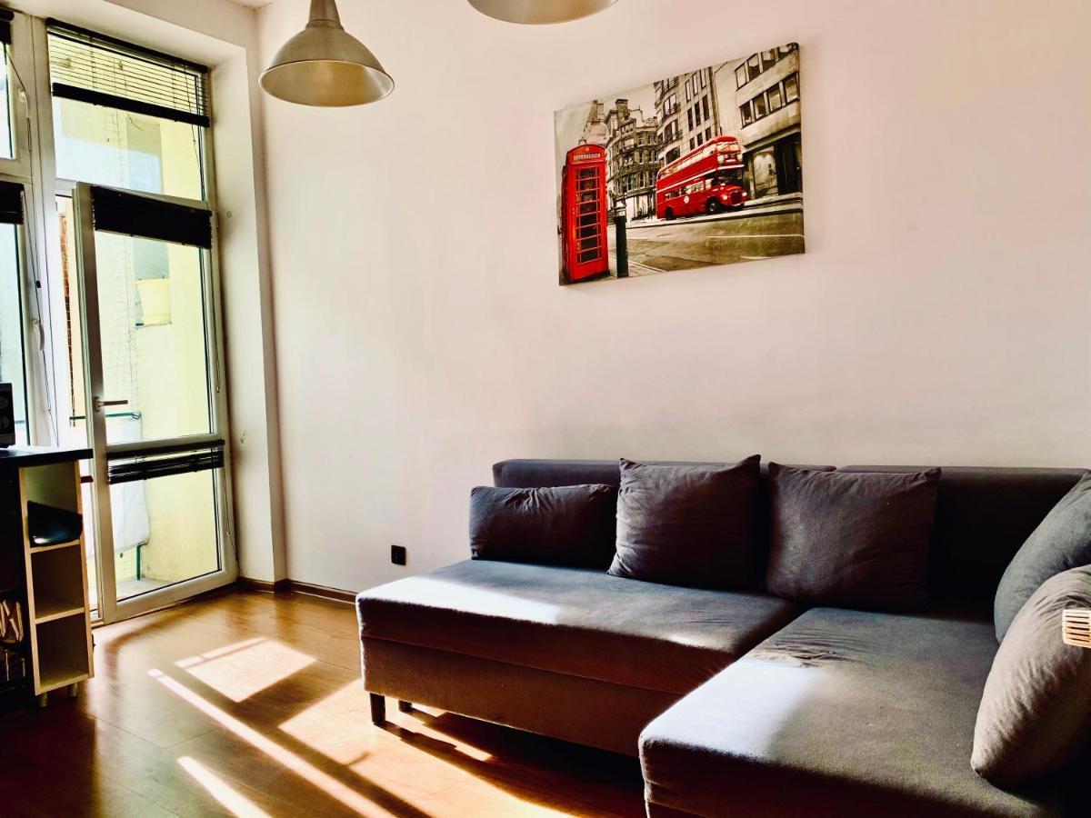 Main Square Apartment Краков Экстерьер фото